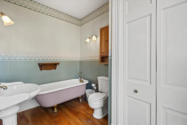 $550,000 | 5724 North Helenville Road, Helenville, WI 53137