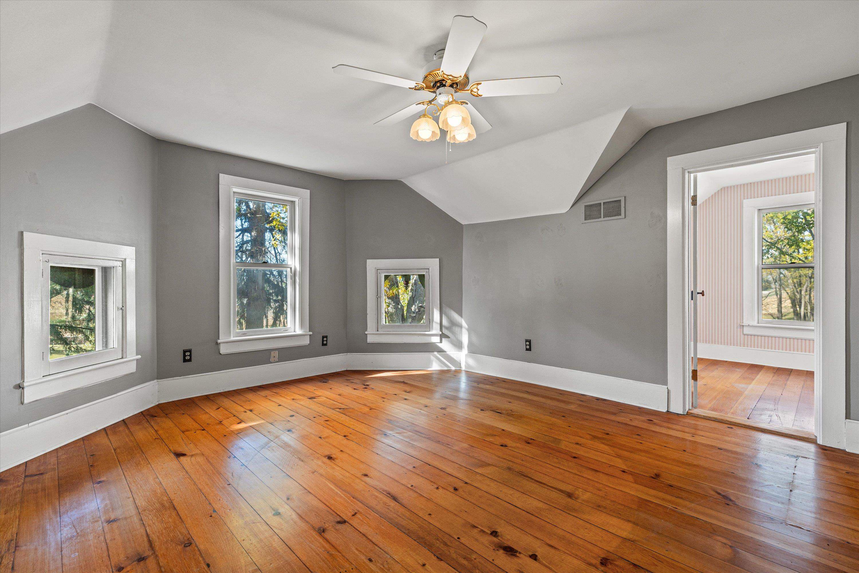 5724 North Helenville Road Helenville, WI 53137 - Photo 39 of 61