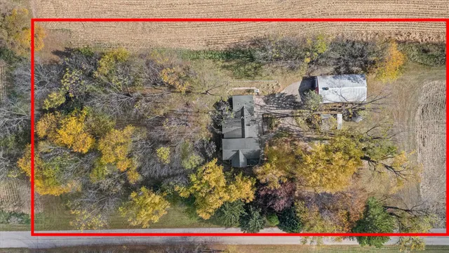 $550,000 | 5724 North Helenville Road, Helenville, WI 53137