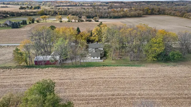 $550,000 | 5724 North Helenville Road, Helenville, WI 53137