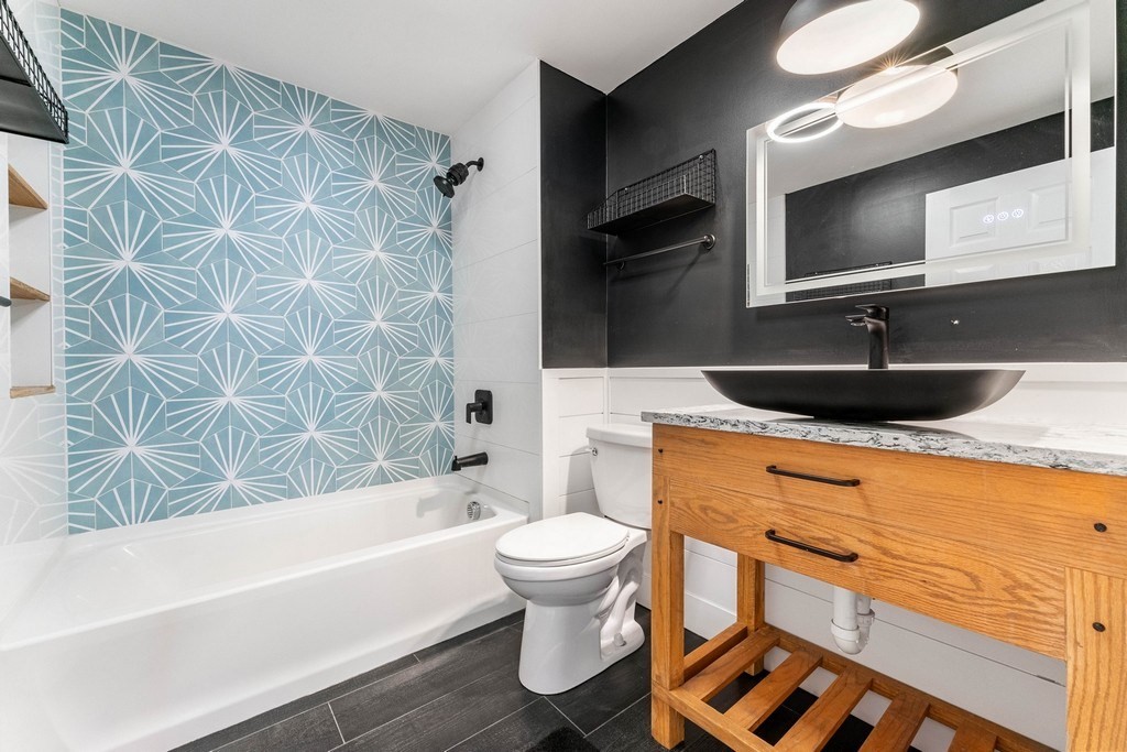 8 Fairbrook Road Framingham, MA 01701 - Photo 17 of 42