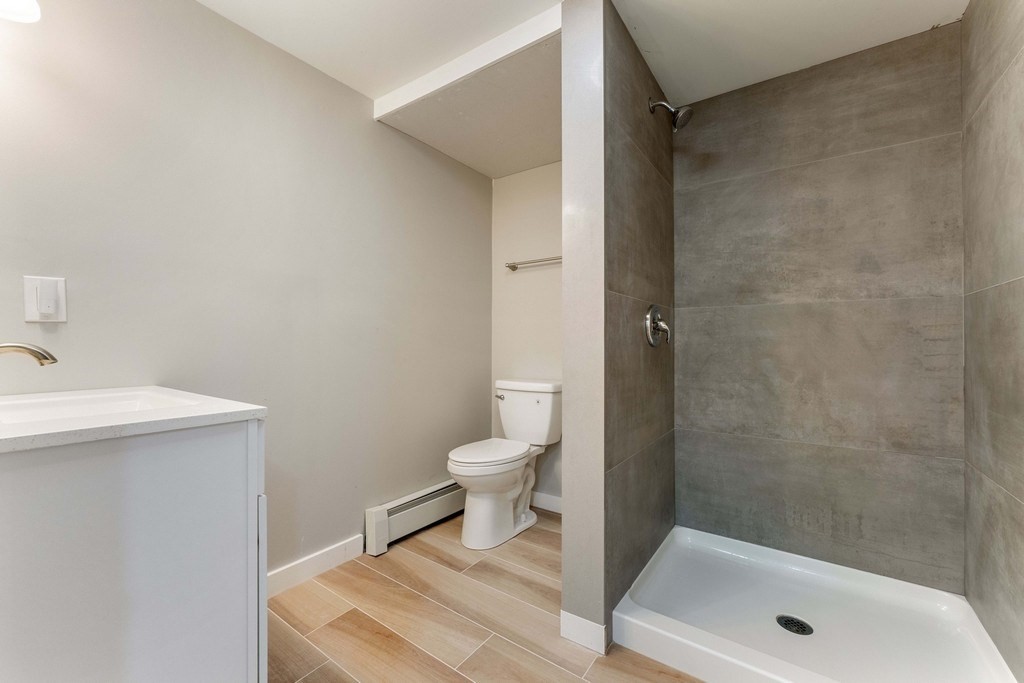 8 Fairbrook Road Framingham, MA 01701 - Photo 29 of 42