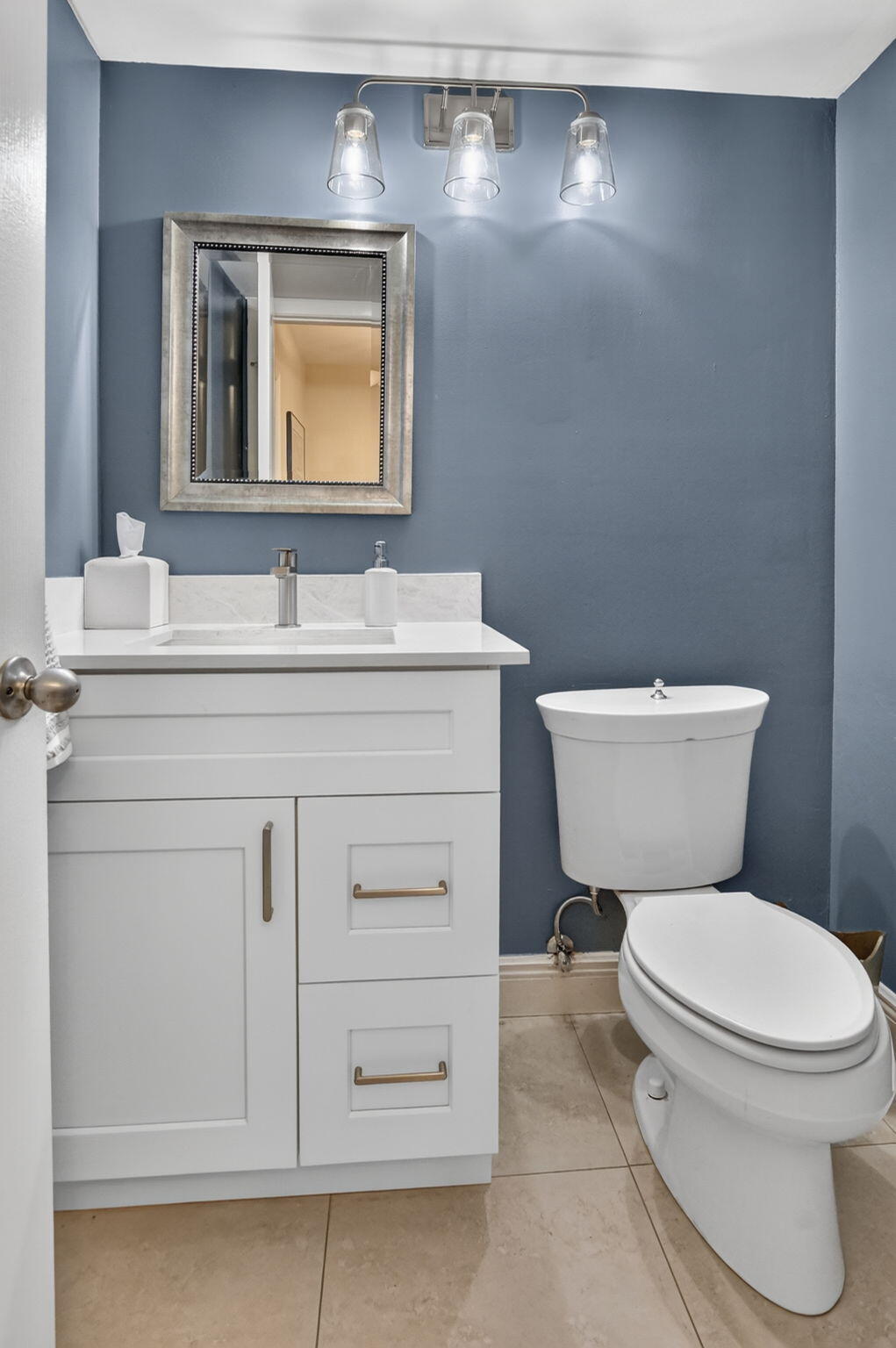 7913 La Mirada Drive Boca Raton, FL 33433 - Photo 29 of 67 Half bath