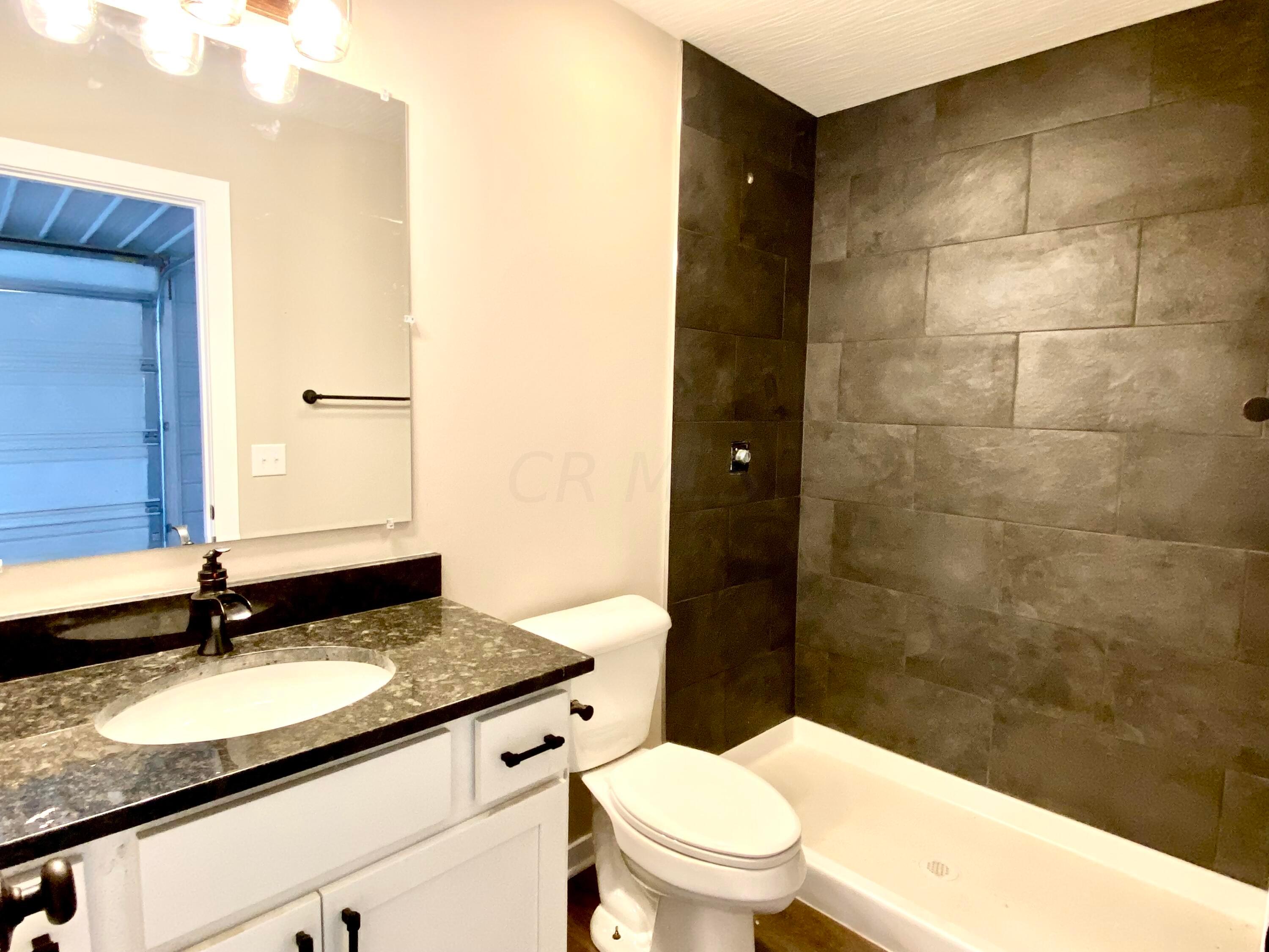 813 Eaton Hollow Road Southwest Lancaster, OH 43130 - Photo 9 of 10 Bathroom 2