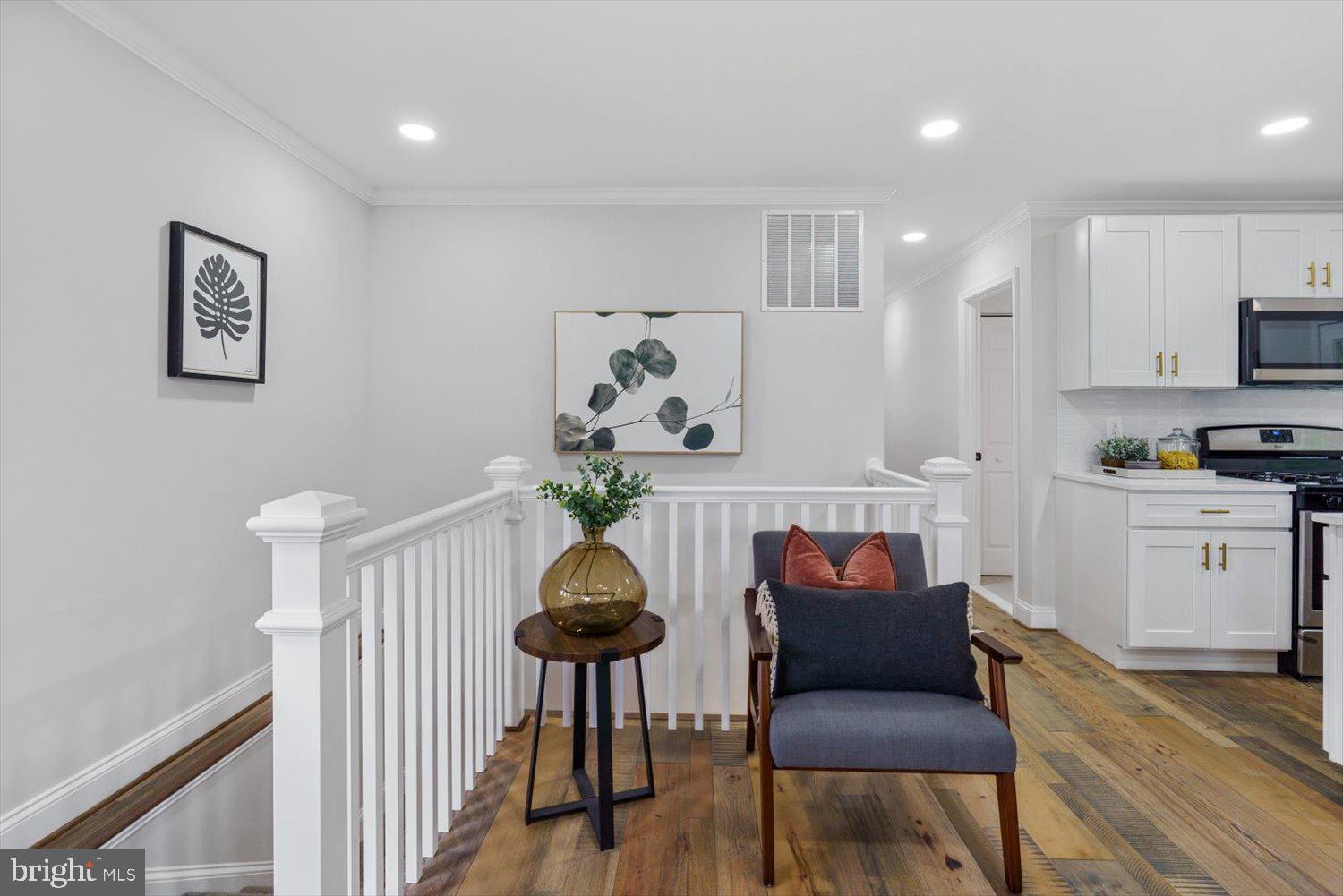 2103 Summit Avenue Baltimore, MD 21237 - Photo 11 of 30 Gallery Image 11