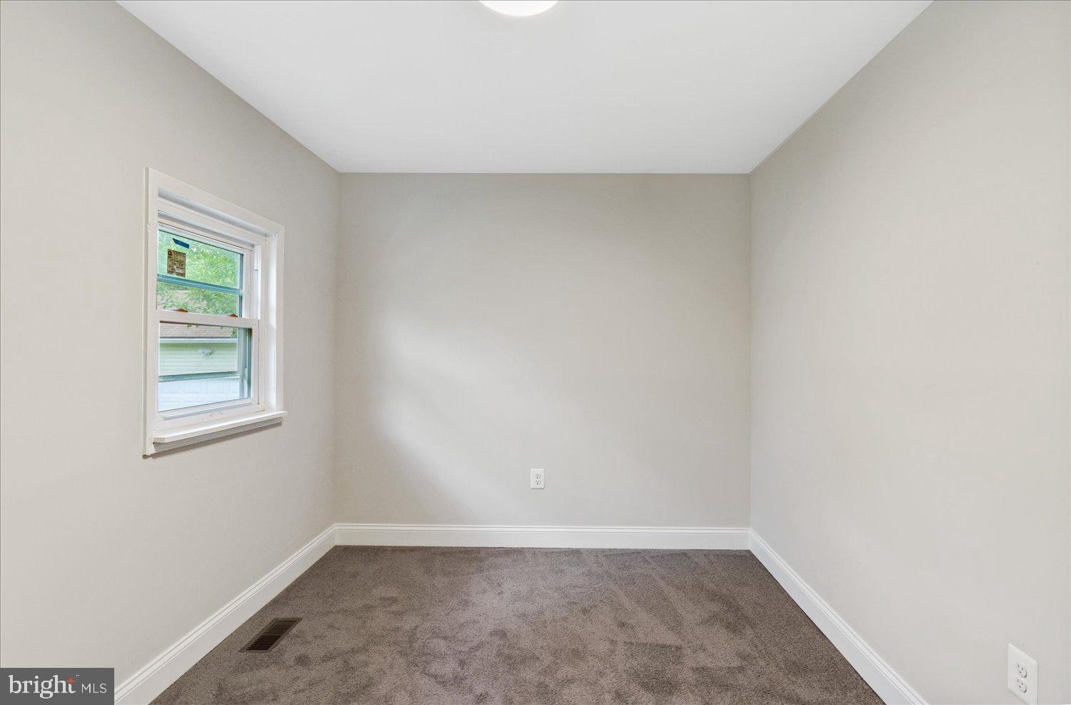 2103 Summit Avenue Baltimore, MD 21237 - Photo 19 of 30 Gallery Image 19