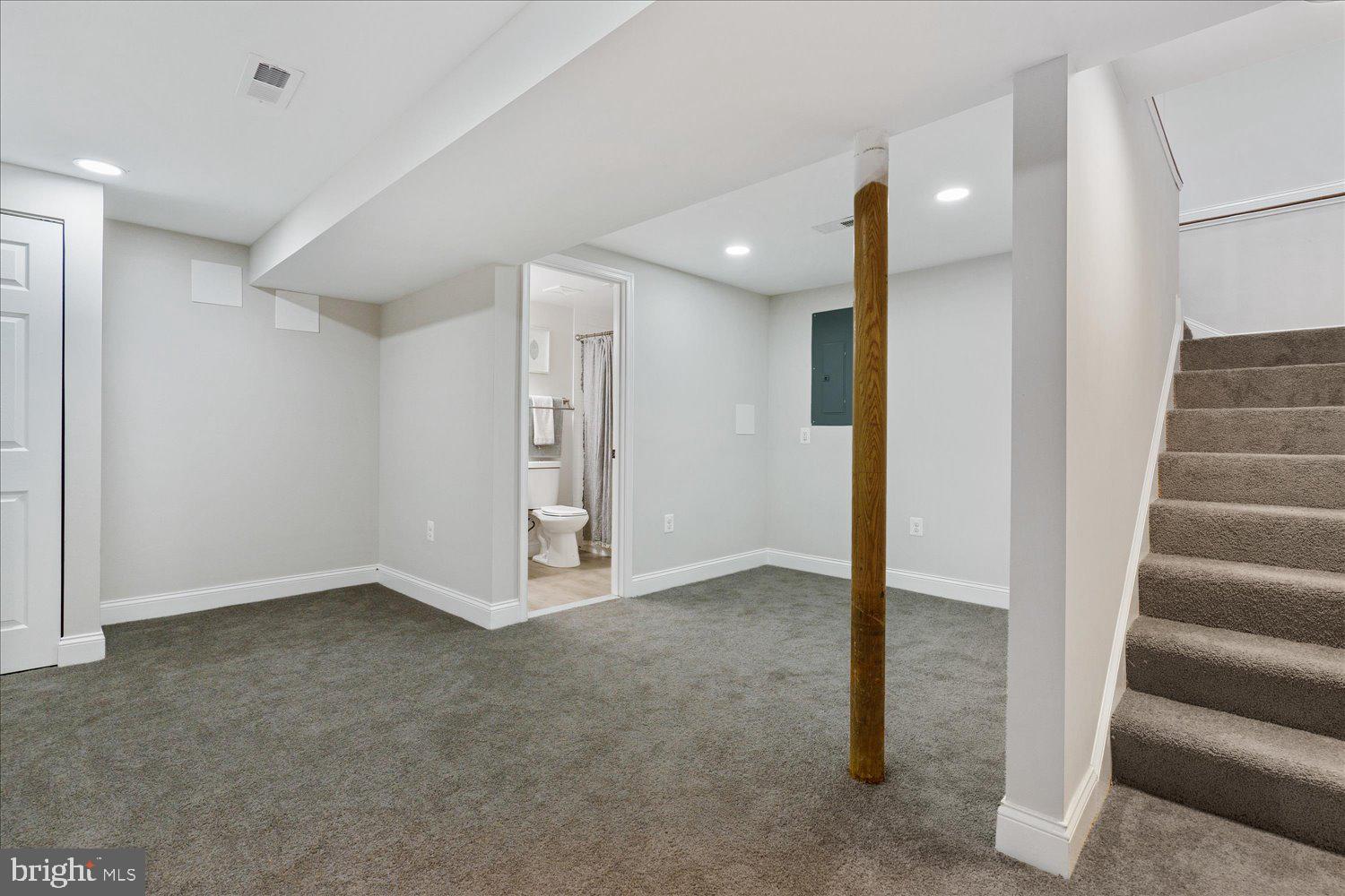 2103 Summit Avenue Baltimore, MD 21237 - Photo 25 of 30 Gallery Image 25