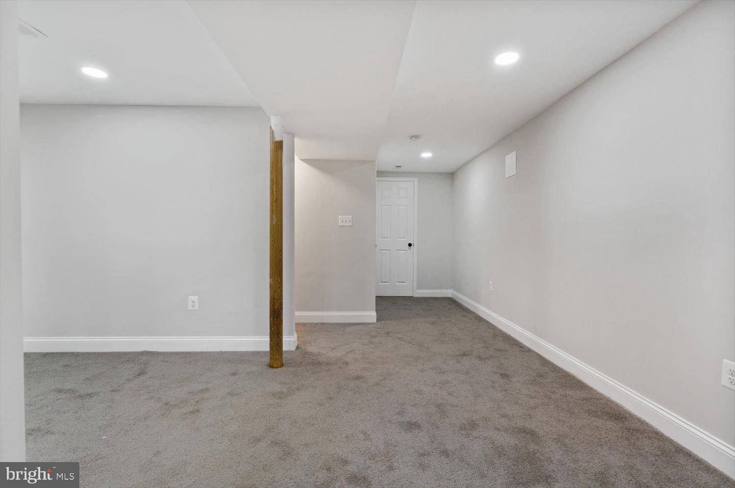 2103 Summit Avenue Baltimore, MD 21237 - Photo 26 of 30 Gallery Image 26