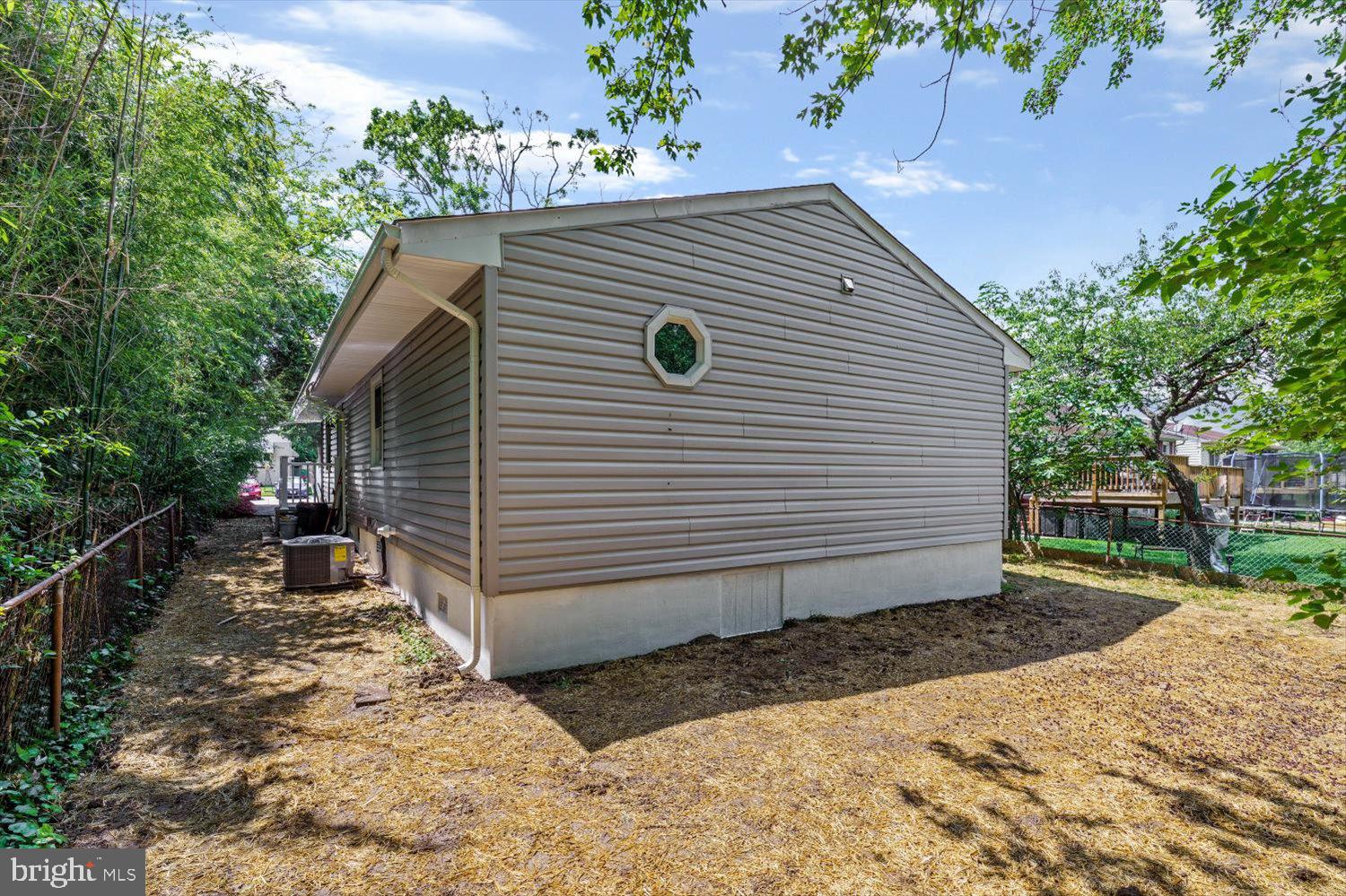 2103 Summit Avenue Baltimore, MD 21237 - Photo 29 of 30 Gallery Image 29