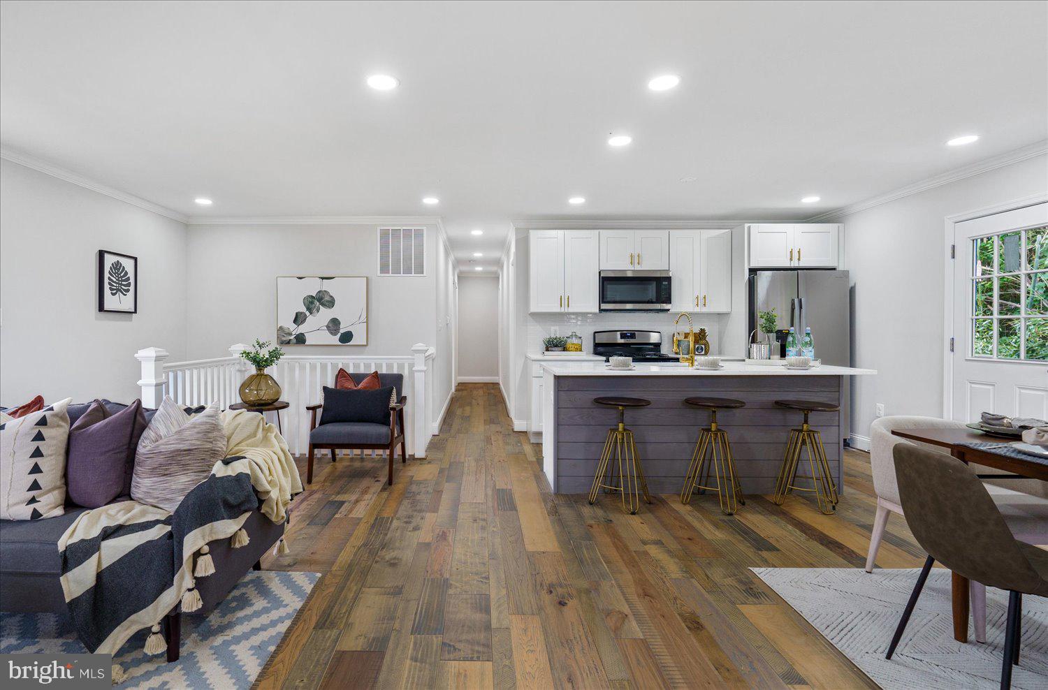2103 Summit Avenue Baltimore, MD 21237 - Photo 5 of 30 Gallery Image 5