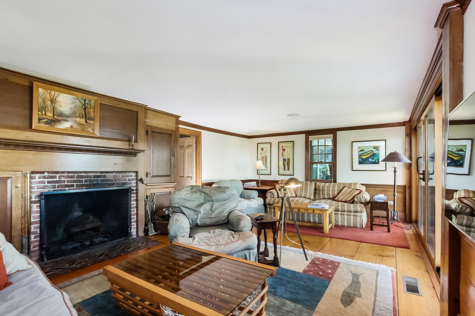 230 Cedar Street Chatham, MA 02633 - Photo 21 of 38 017-Family_Room-4990193-medium