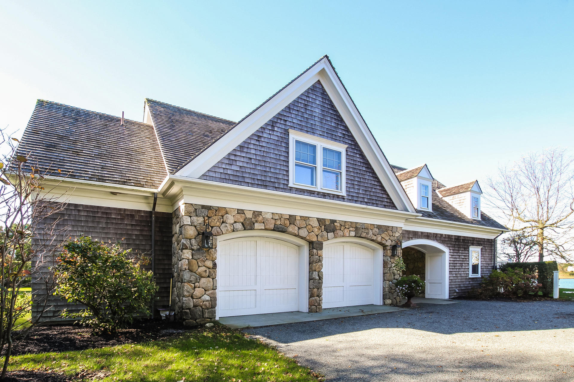 230 Cedar Street Chatham, MA 02633 - Photo 9 of 38 056-Side_View-4990165-medium