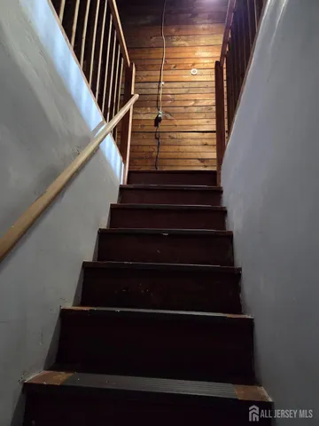 $3,195 | 74 Coley Street, Woodbridge, NJ 07095