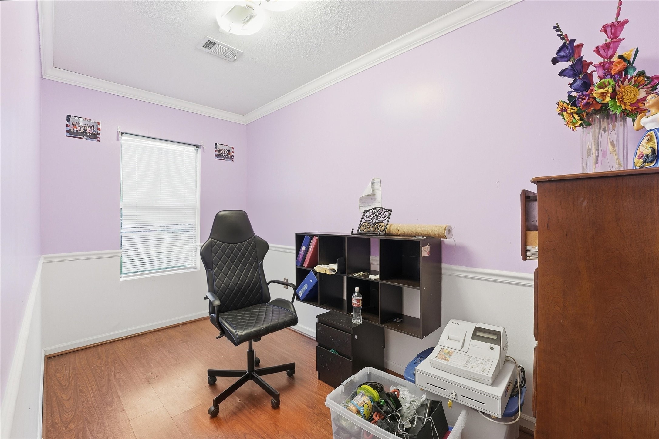 811 Canadian Street Houston, TX 77009 - Photo 8 of 26 home office.