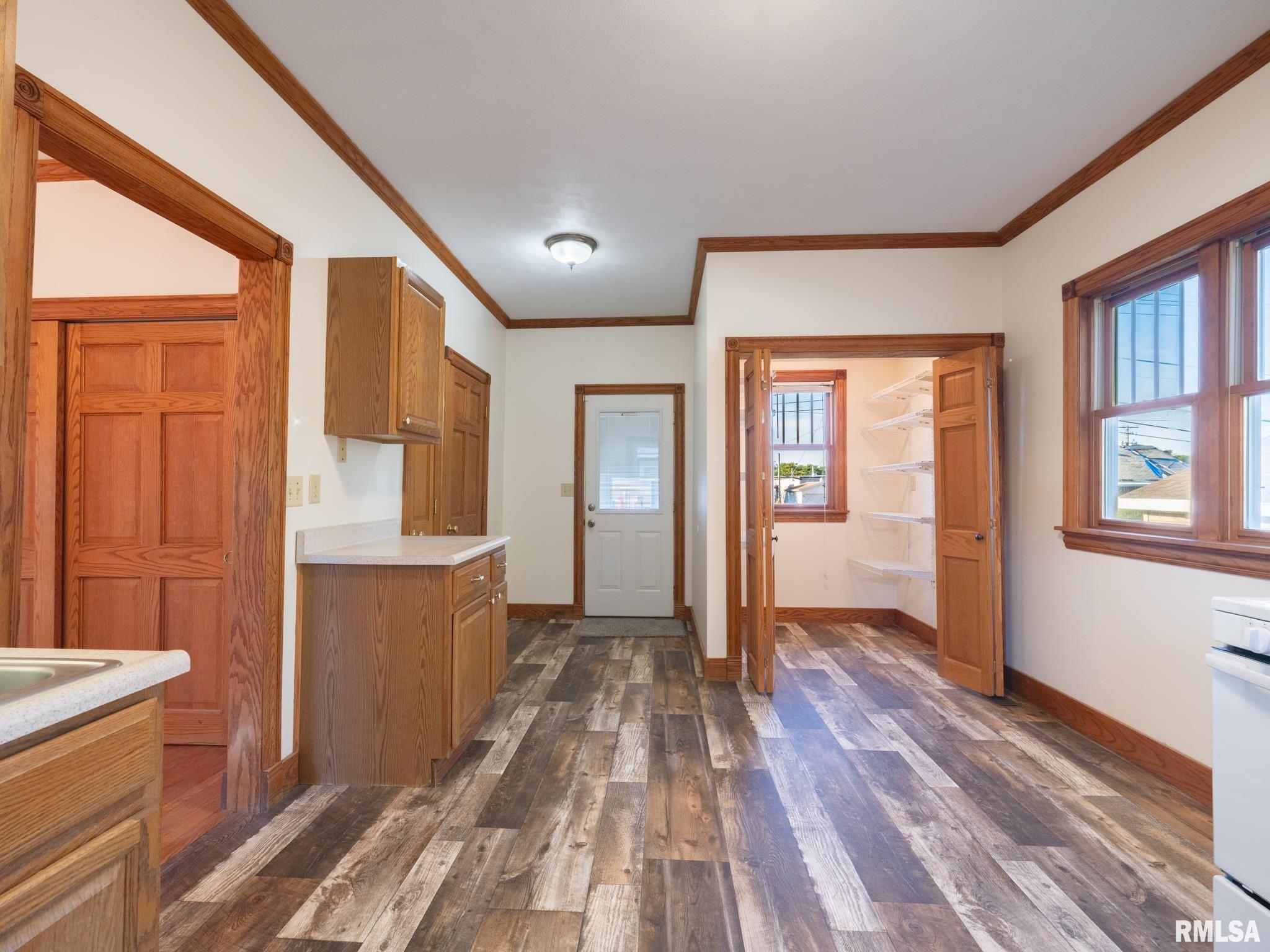 4236 North Prospect Road Peoria, IL 61603 - Photo 12 of 47