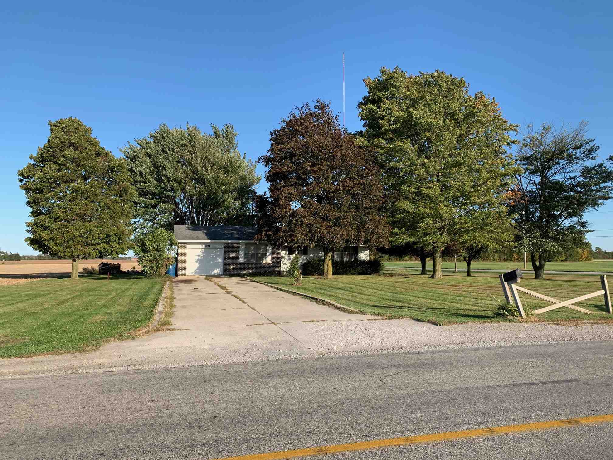 11823 Franke Road Monroeville, IN 46773 - Photo 2 of 25 Gallery Image 2
