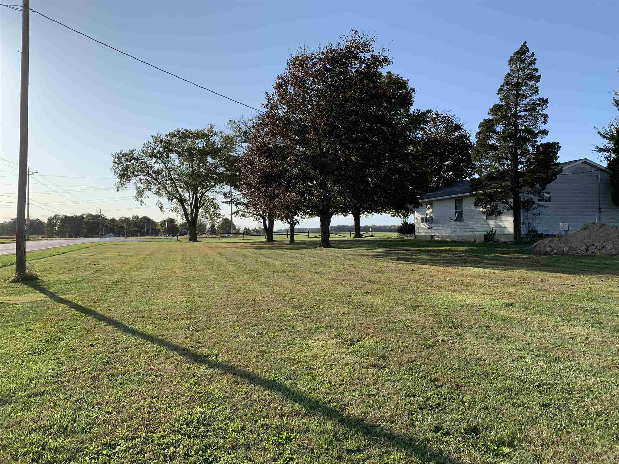 11823 Franke Road Monroeville, IN 46773 - Photo 3 of 25 Gallery Image 3