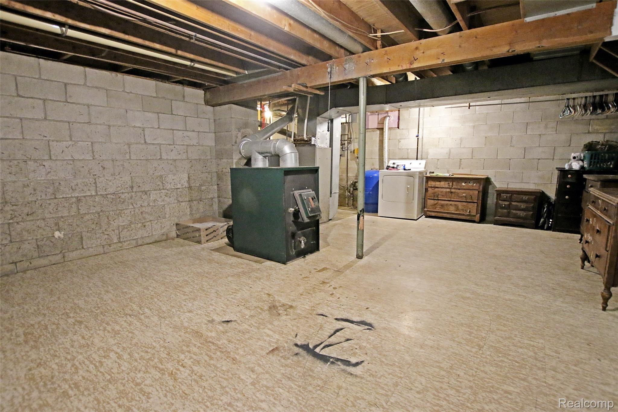 4095 Flint River Road Columbiaville, MI 48421 - Photo 34 of 84 35) Basement.jpg