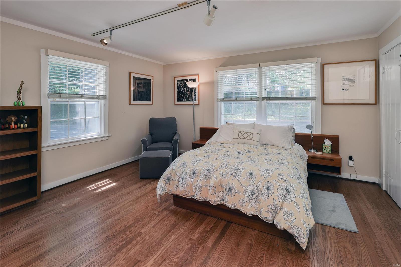 595 Dielman Road Olivette, MO 63132 - Photo 17 of 27 Gallery Image 17