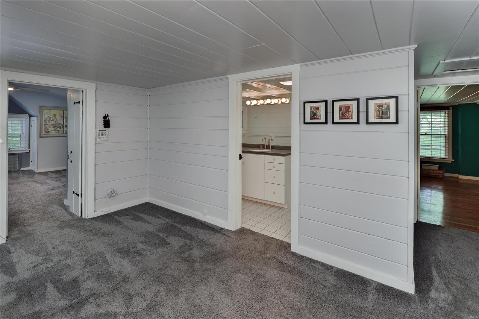 595 Dielman Road Olivette, MO 63132 - Photo 21 of 27 Gallery Image 21