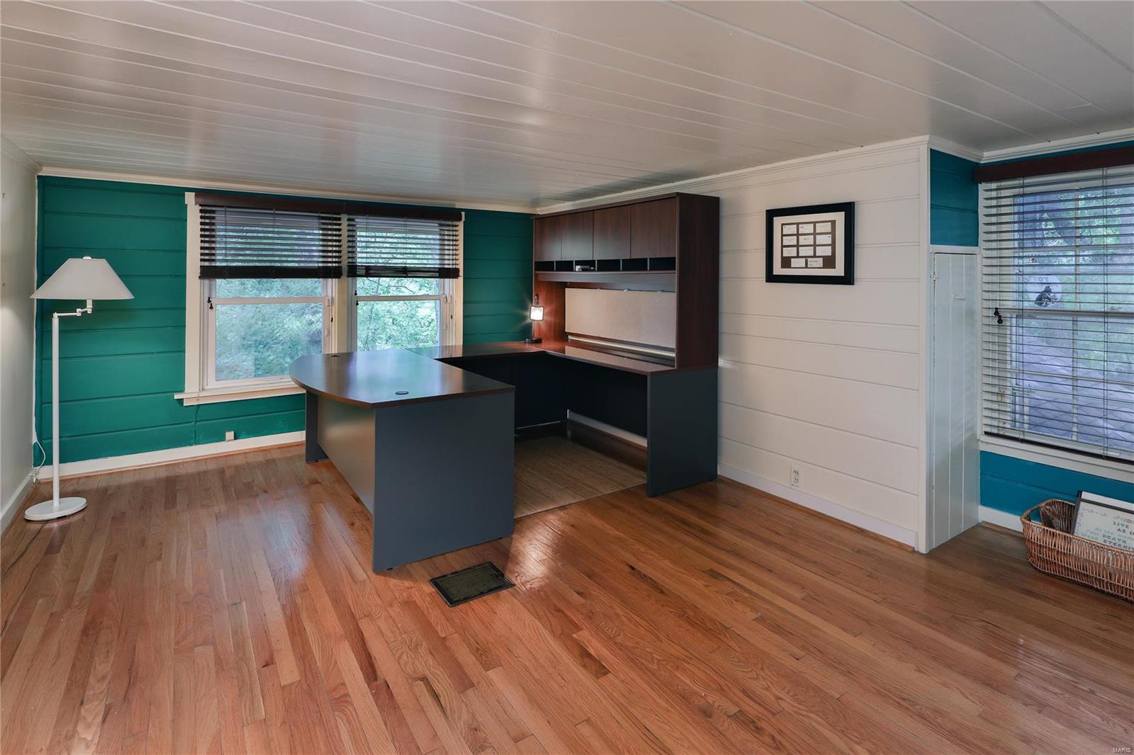 595 Dielman Road Olivette, MO 63132 - Photo 23 of 27 Gallery Image 23