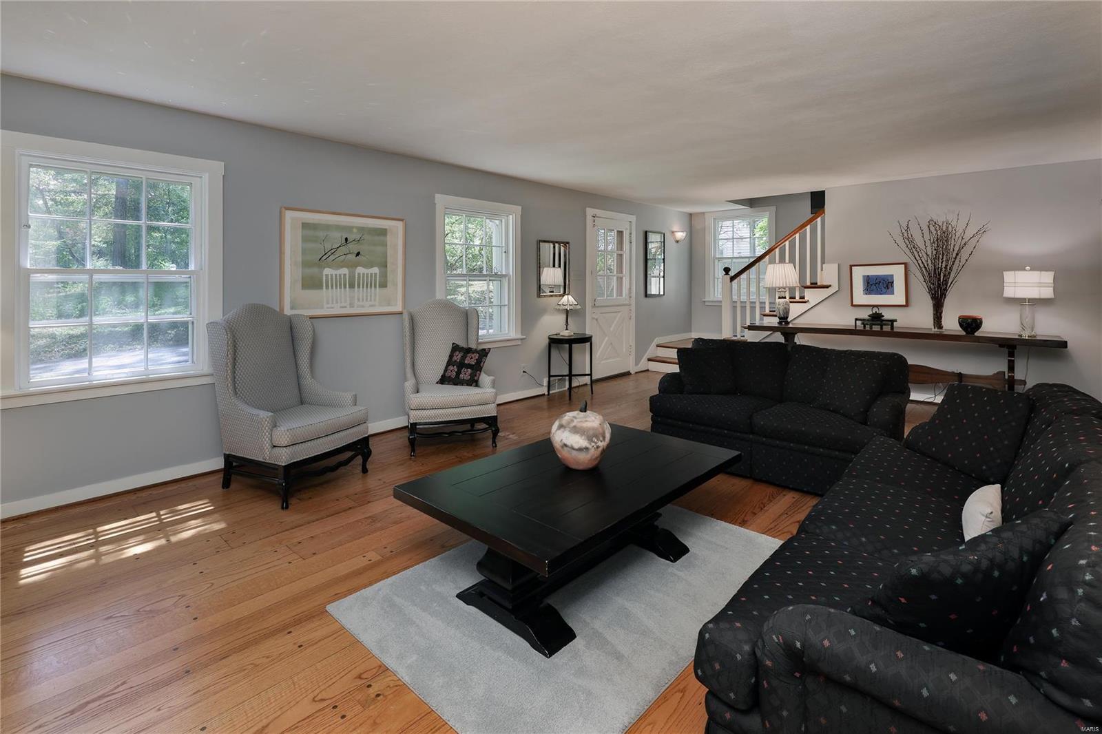 595 Dielman Road Olivette, MO 63132 - Photo 9 of 27 Gallery Image 9