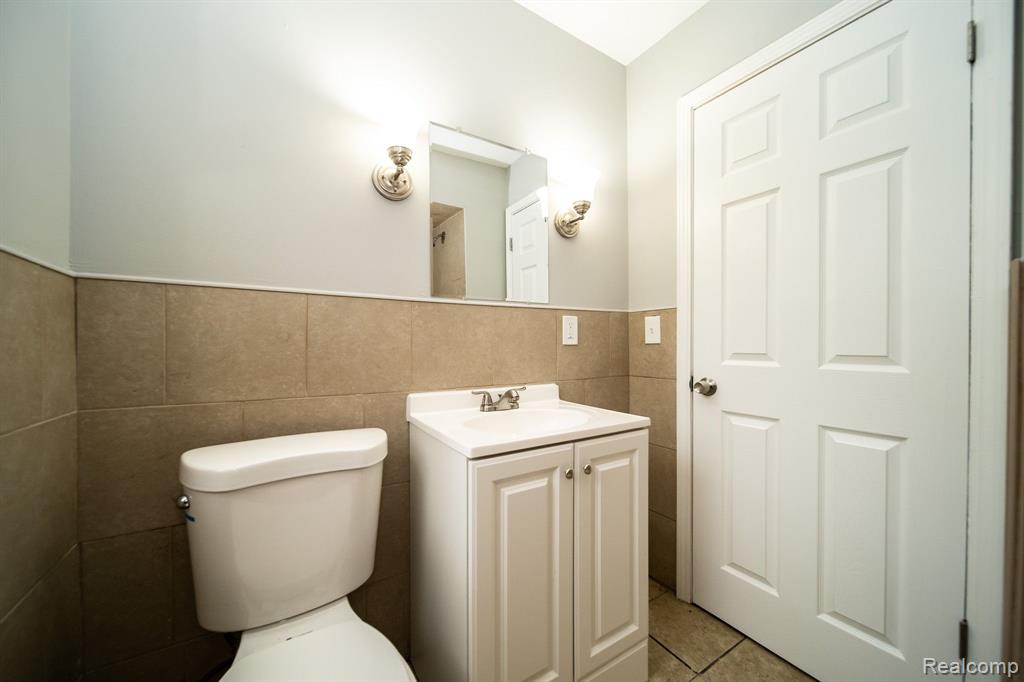 21397 Greenview Road Southfield, MI 48075 - Photo 38 of 80 Gallery Image 38