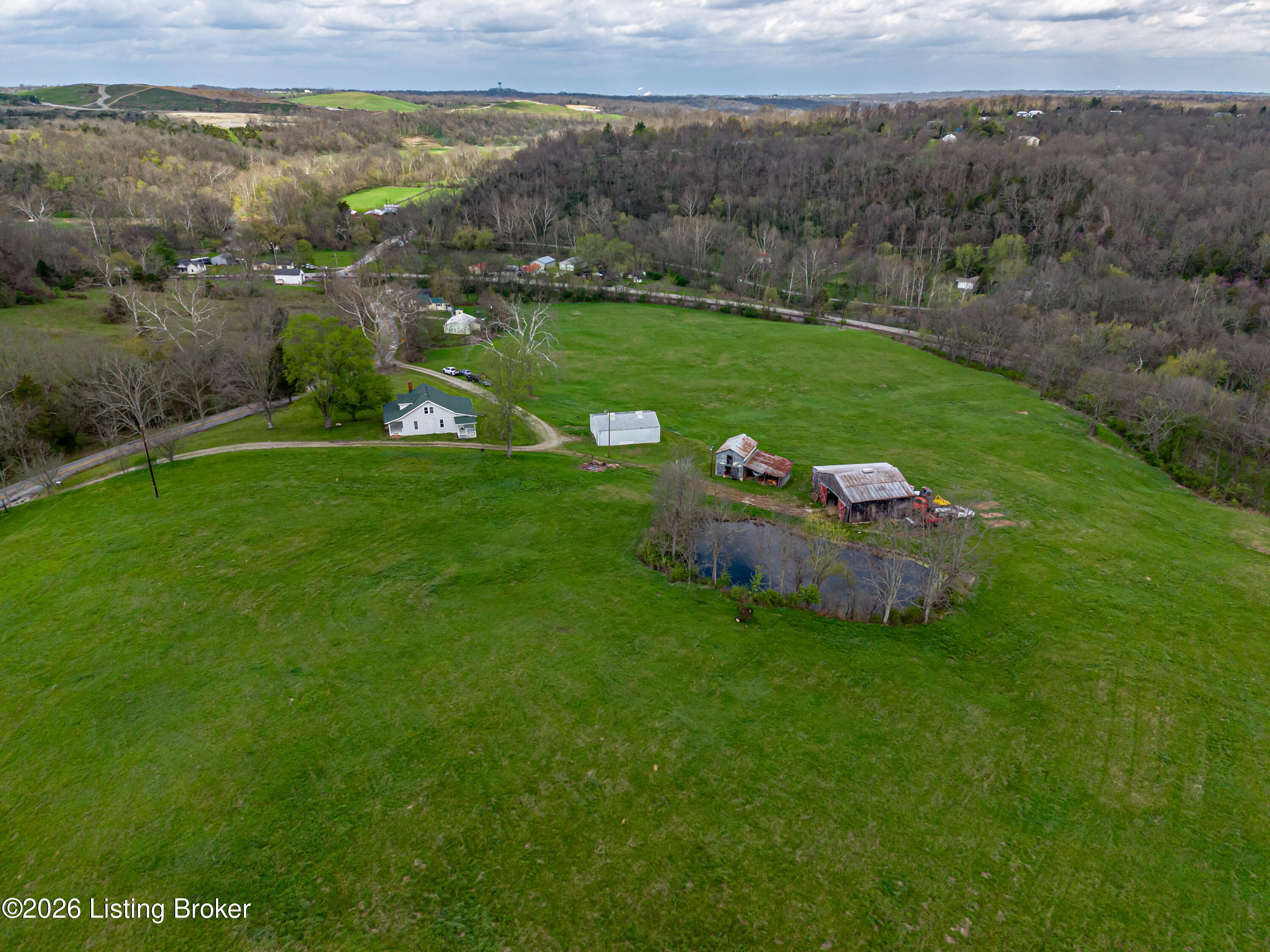 7316 Sulphur Road Sulphur, KY 40070 - Photo 9 of 57 DJI_20260405004937_0900_D