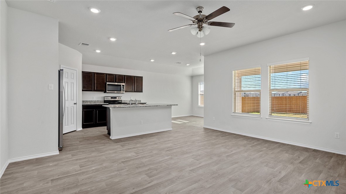 1420 Victory Rnch Trail Killeen, TX 76549 - Photo 9 of 22