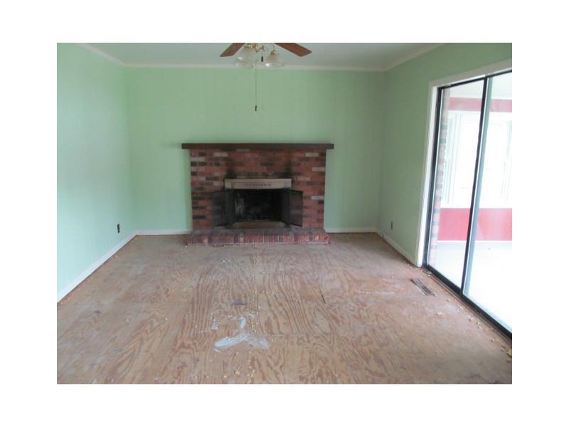 2231 Park Road Anderson, IN 46011 - Photo 6 of 12 Gallery Image 6