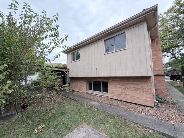 $182,000 | 3312 192nd Place, Lansing, IL 60438