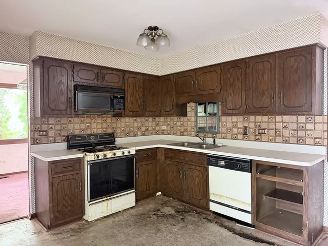 $182,000 | 3312 192nd Place, Lansing, IL 60438