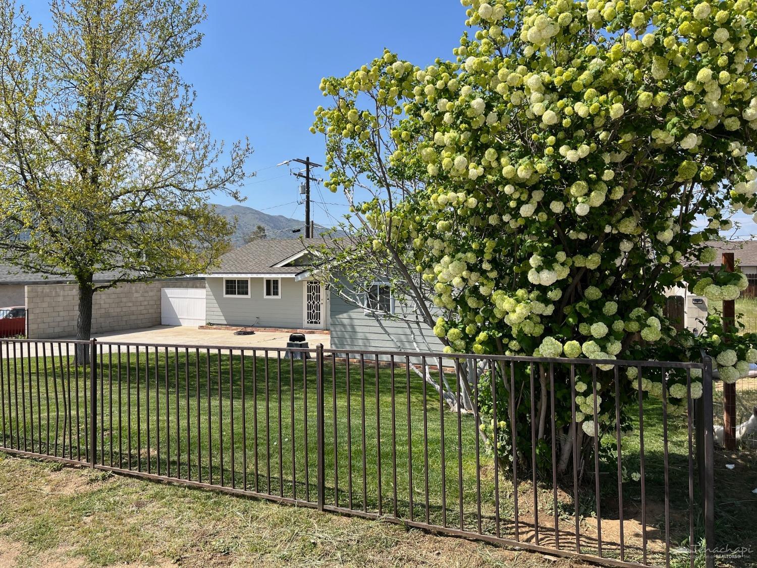 20413 Del Rio Way Tehachapi, CA 93561 - Photo 24 of 25 Gallery Image 24