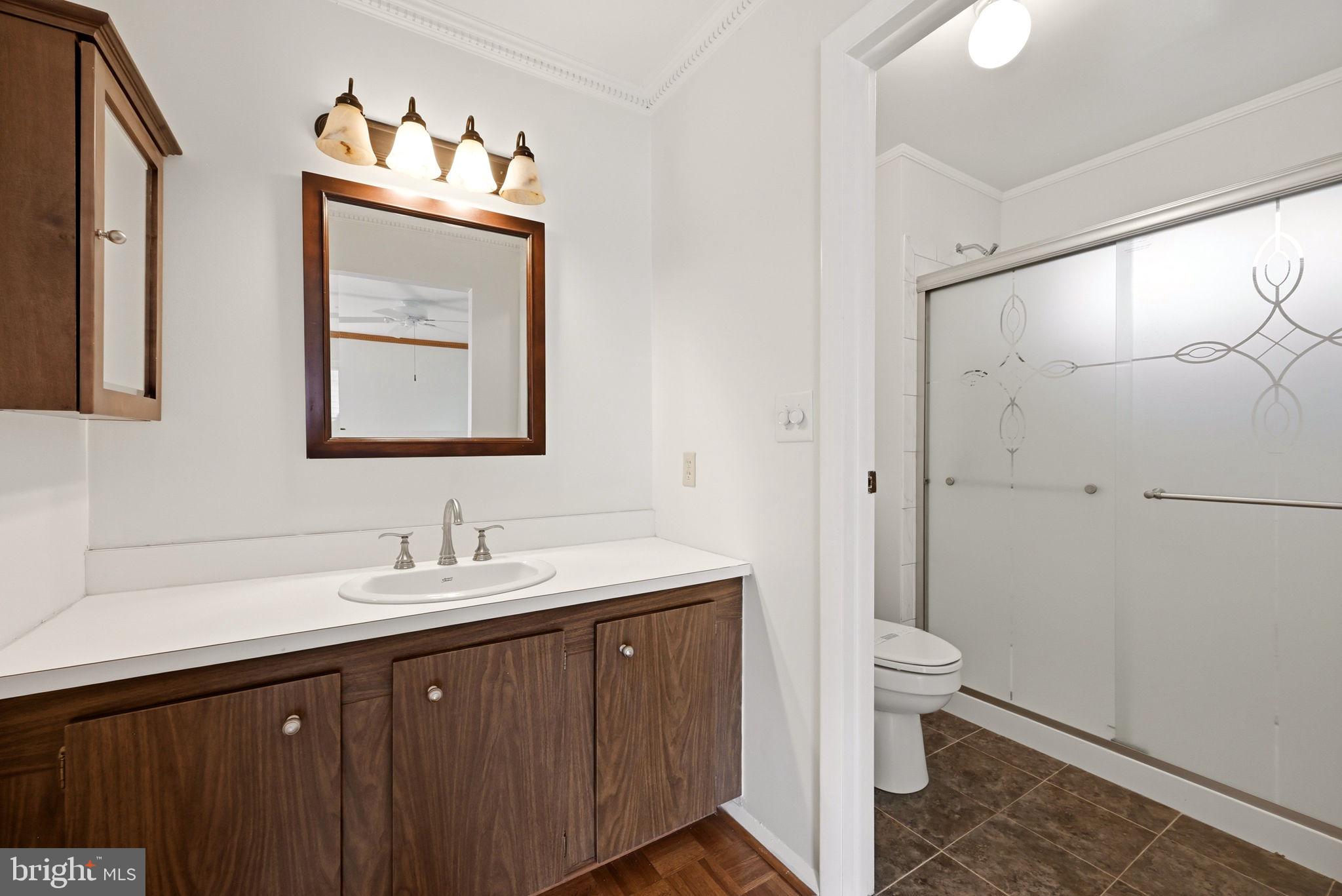 38 Dunstable Road Southampton, NJ 08088 - Photo 18 of 26 Primary bathroom