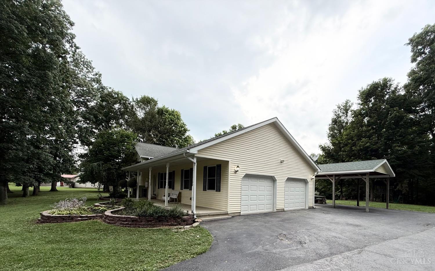 944 Redkey Road Winchester, OH 45697 - Photo 2 of 23 Gallery Image 2
