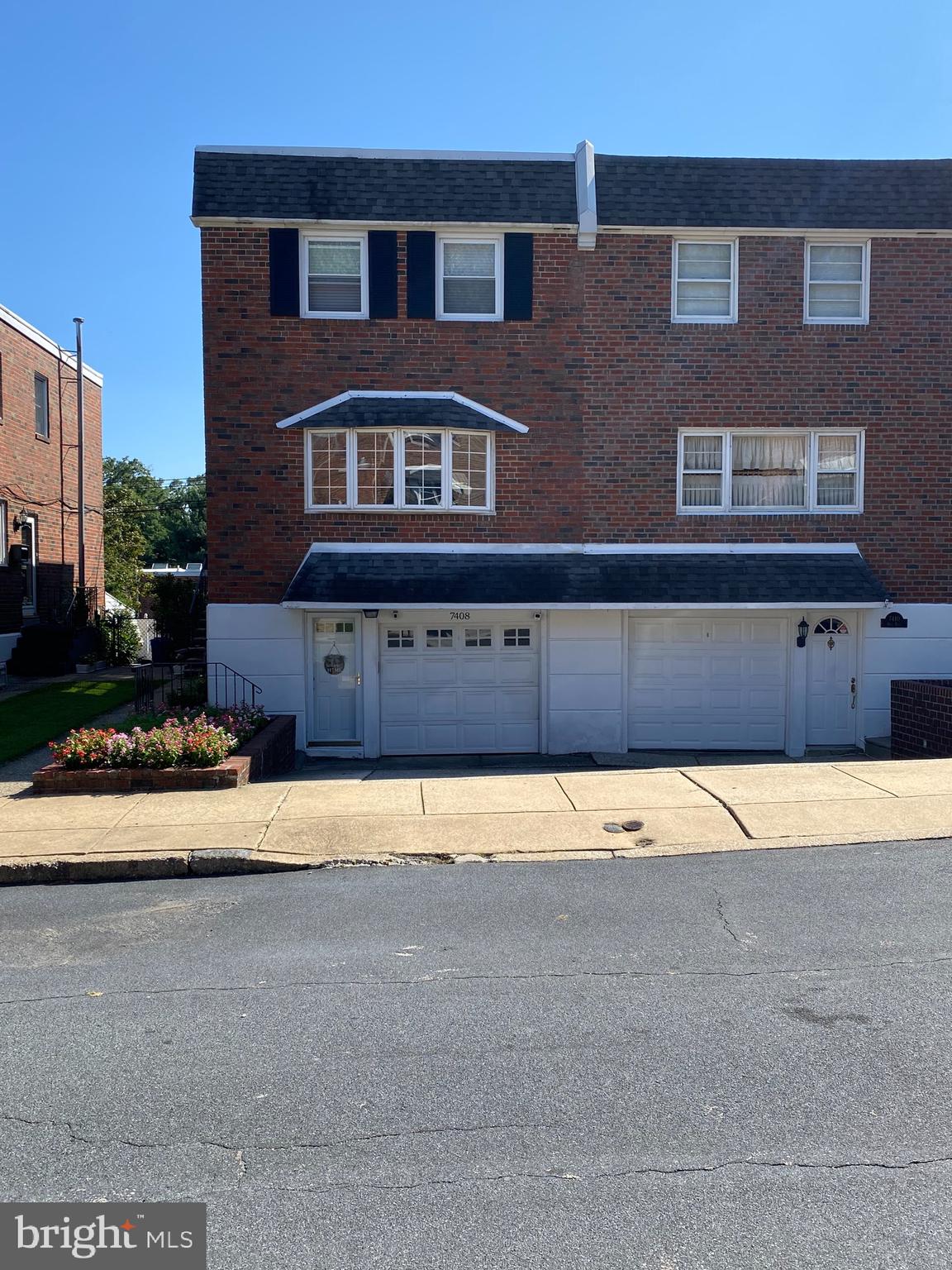 7408 Hill Road Philadelphia, PA 19128 - Photo 2 of 44 Gallery Image 2