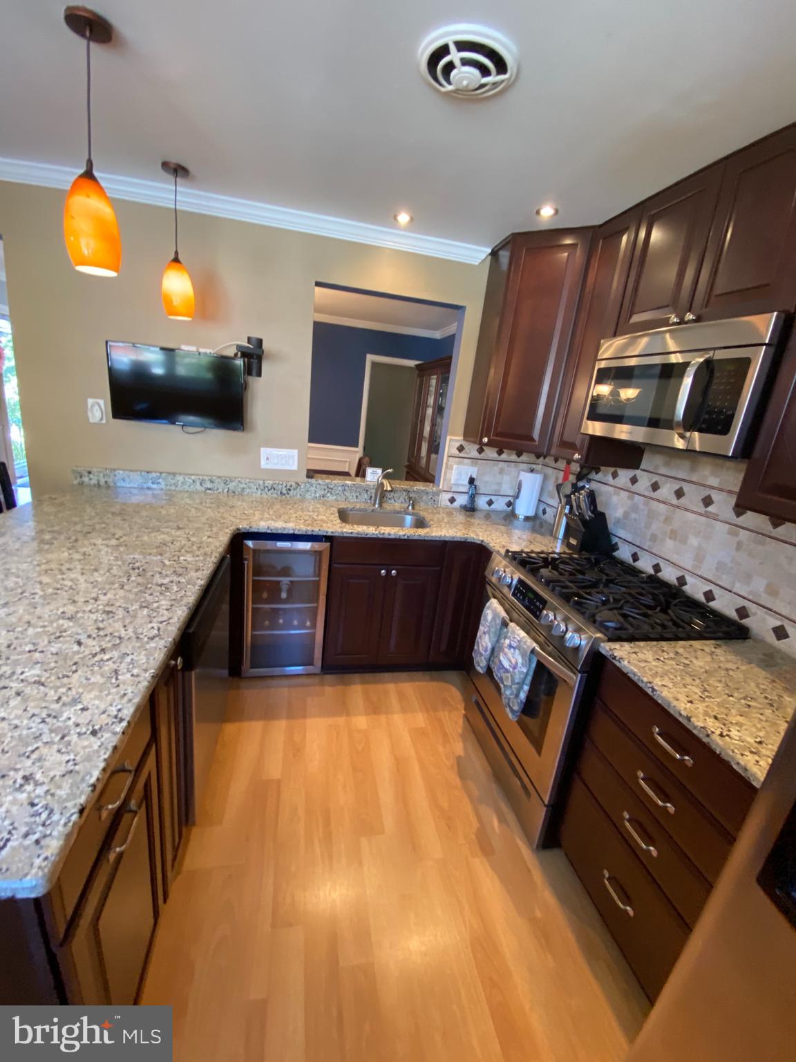 7408 Hill Road Philadelphia, PA 19128 - Photo 16 of 44 Gallery Image 16