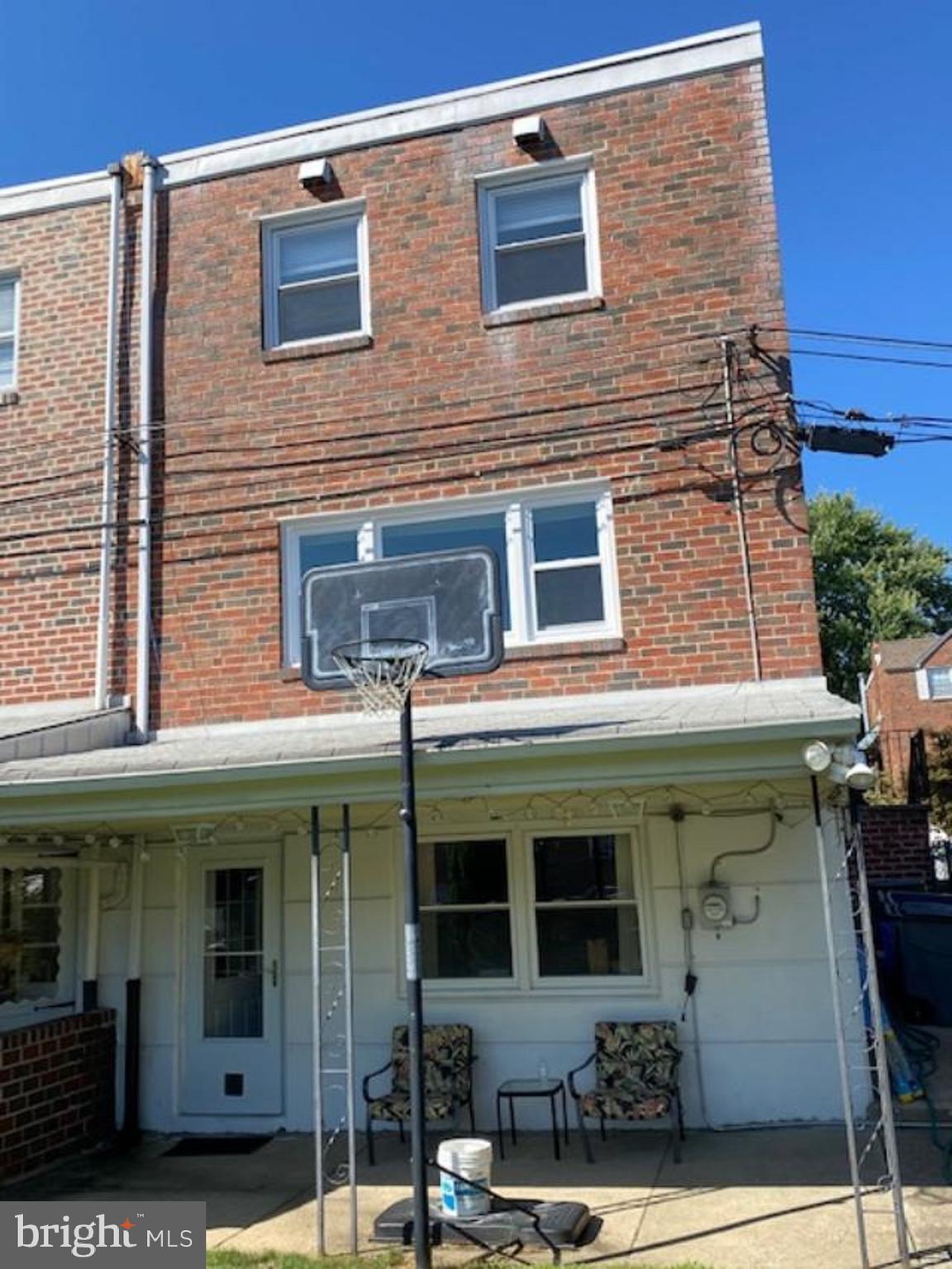 7408 Hill Road Philadelphia, PA 19128 - Photo 3 of 44 Gallery Image 3