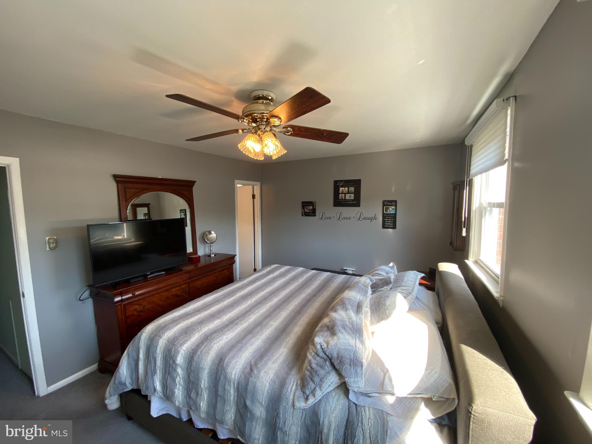 7408 Hill Road Philadelphia, PA 19128 - Photo 28 of 44 Gallery Image 28