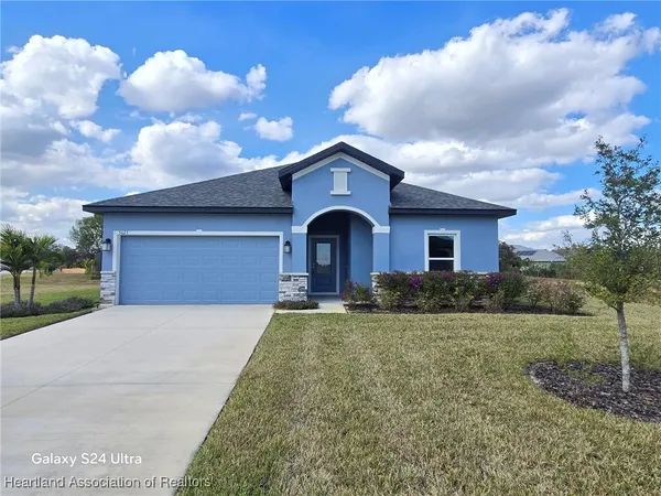 $2,100 | 5623 Angelo Circle, Sebring, FL 33872