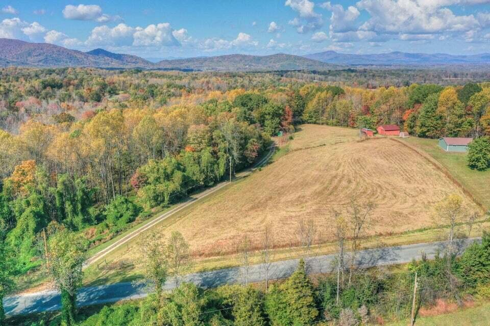 345 Deep Woods Road Hardy, VA 24101 - Photo 1 of 13 Welcome to 345 Deepwoods
