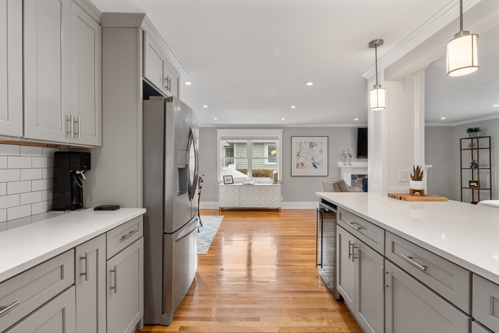 27 Pope Hill Road Milton, MA 02186 - Photo 13 of 28 Gallery Image 13