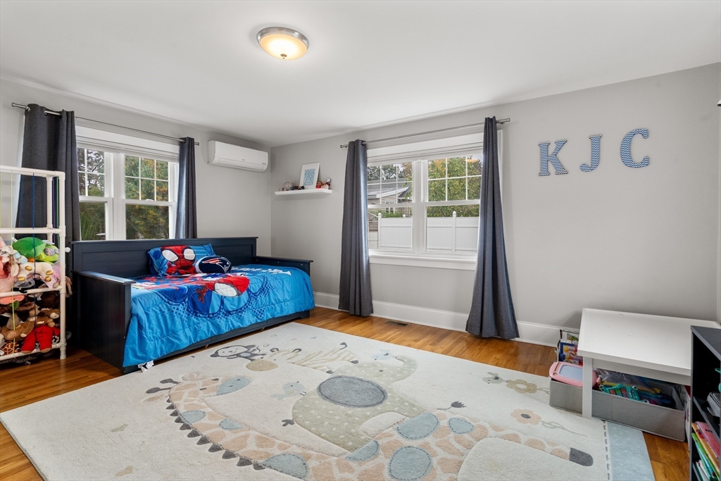 27 Pope Hill Road Milton, MA 02186 - Photo 19 of 28 Gallery Image 19