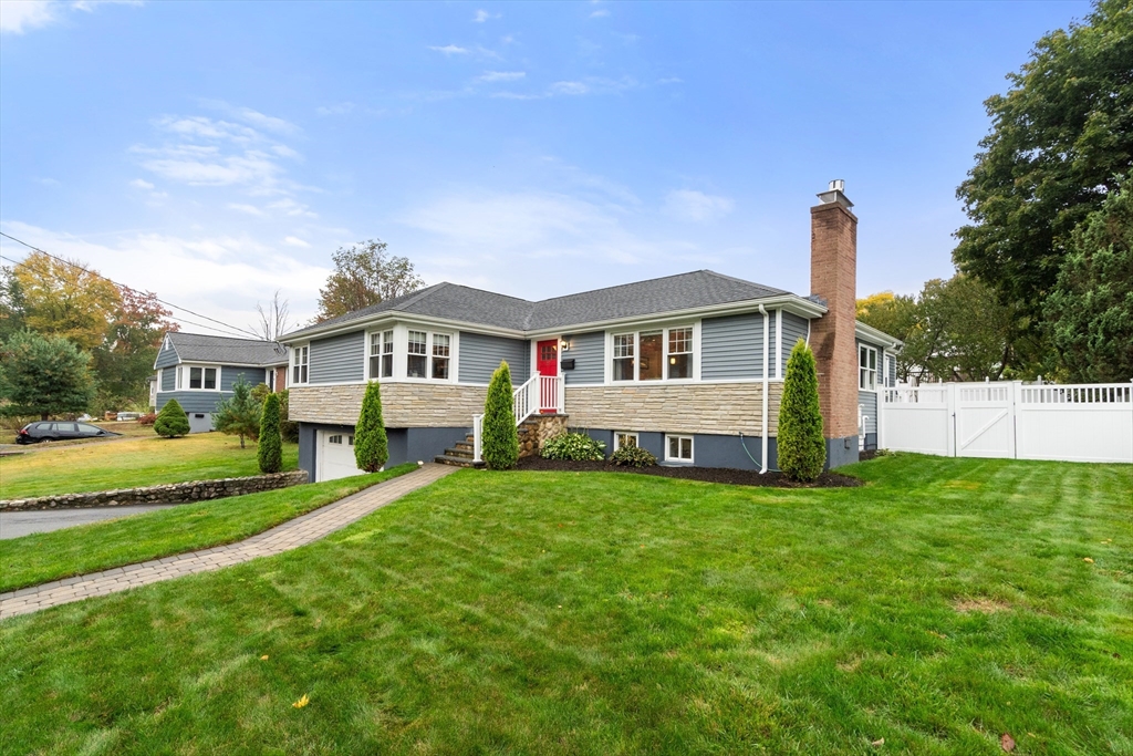 27 Pope Hill Road Milton, MA 02186 - Photo 2 of 28 Gallery Image 2