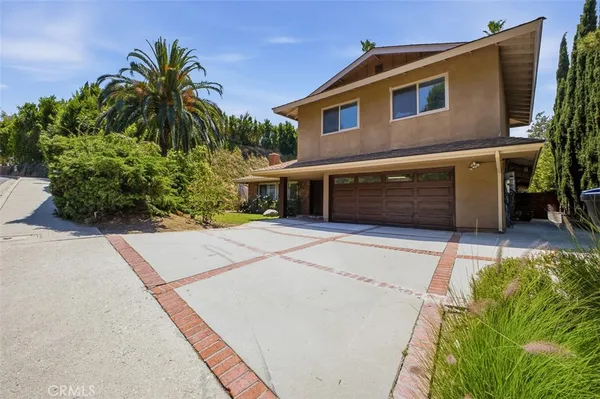 $1,850,000 | 1900 Sherer Lane, Glendale, CA 91208