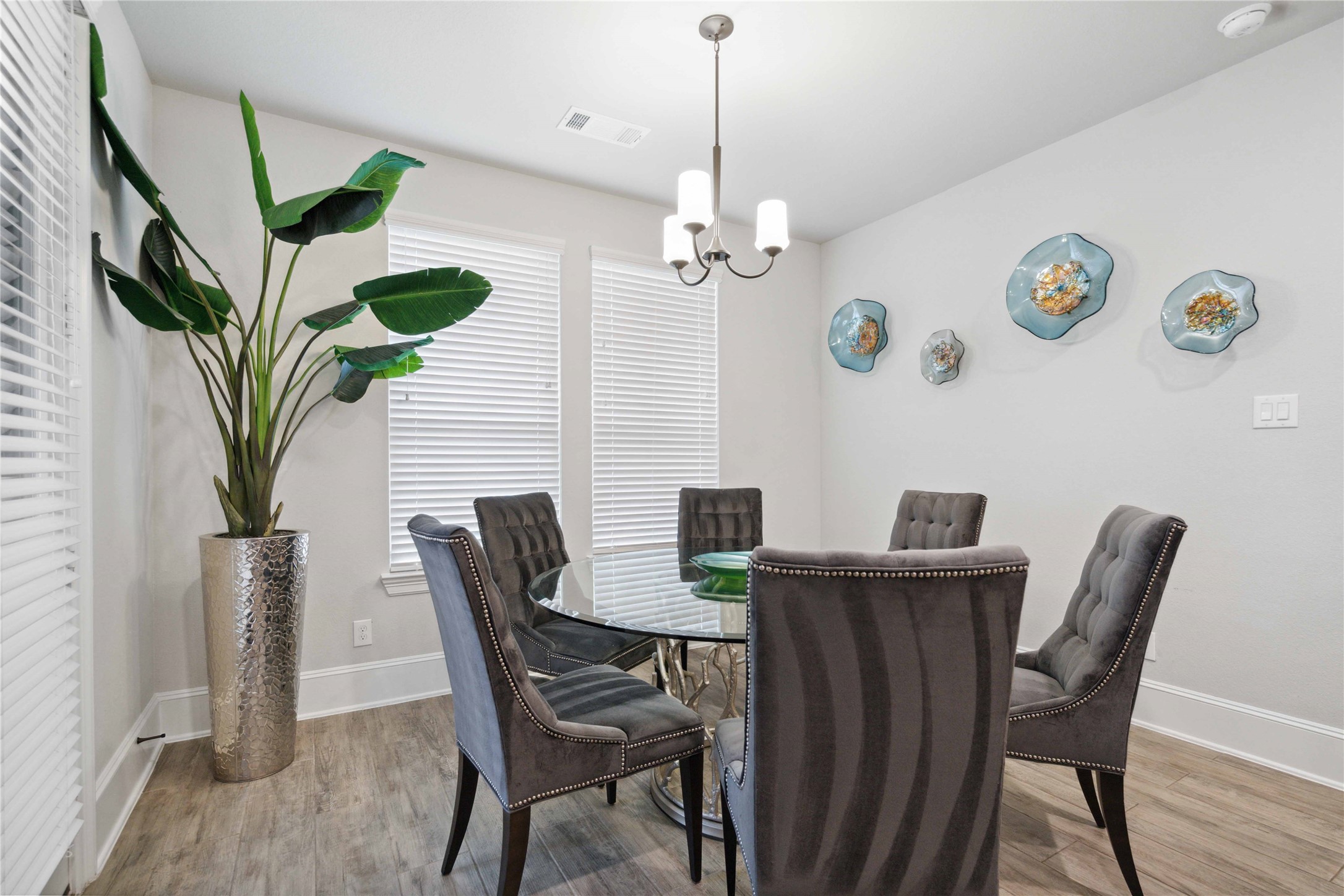 17464 Chestnut Cove Drive Conroe, TX 77302 - Photo 11 of 34