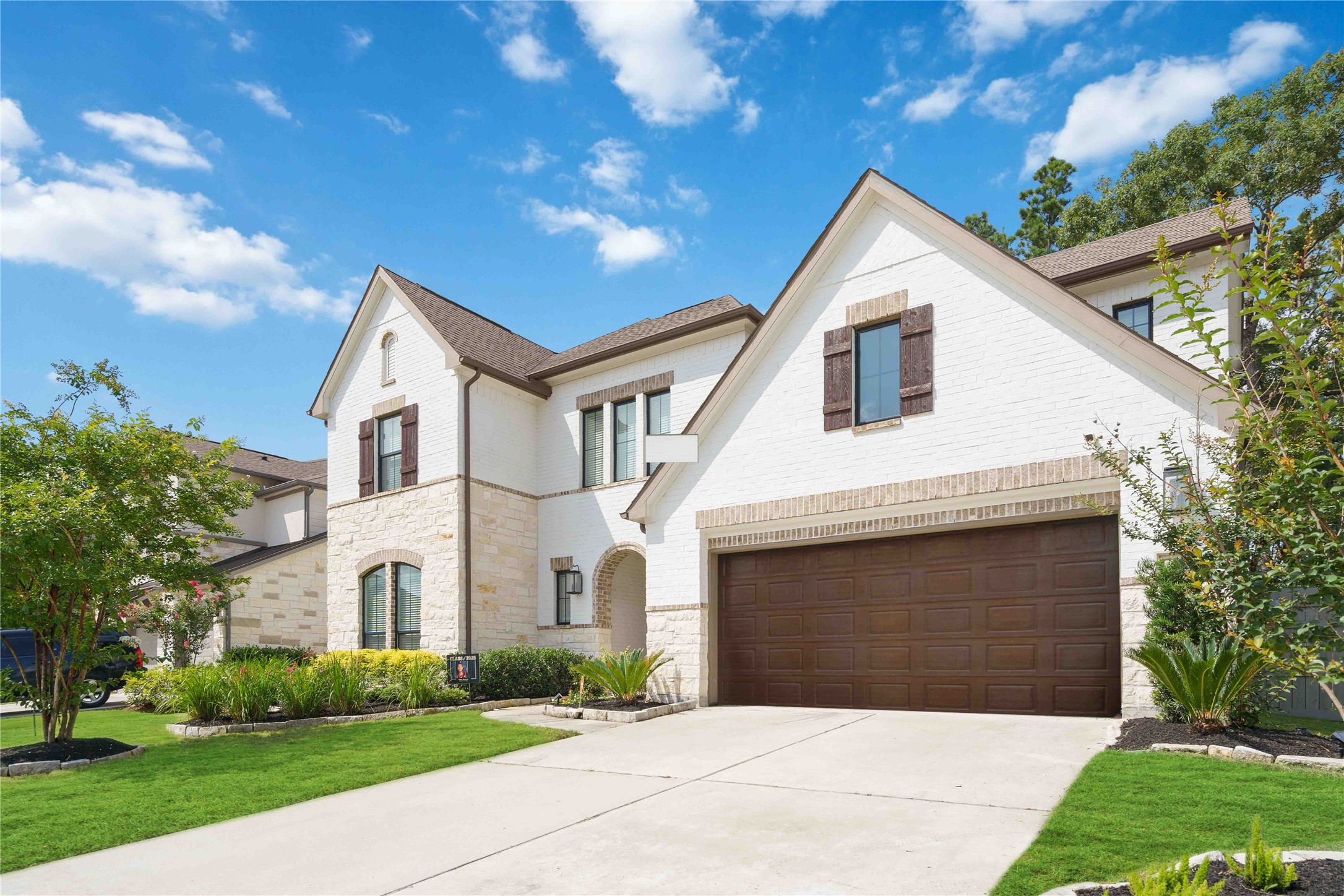 17464 Chestnut Cove Drive Conroe, TX 77302 - Photo 2 of 34