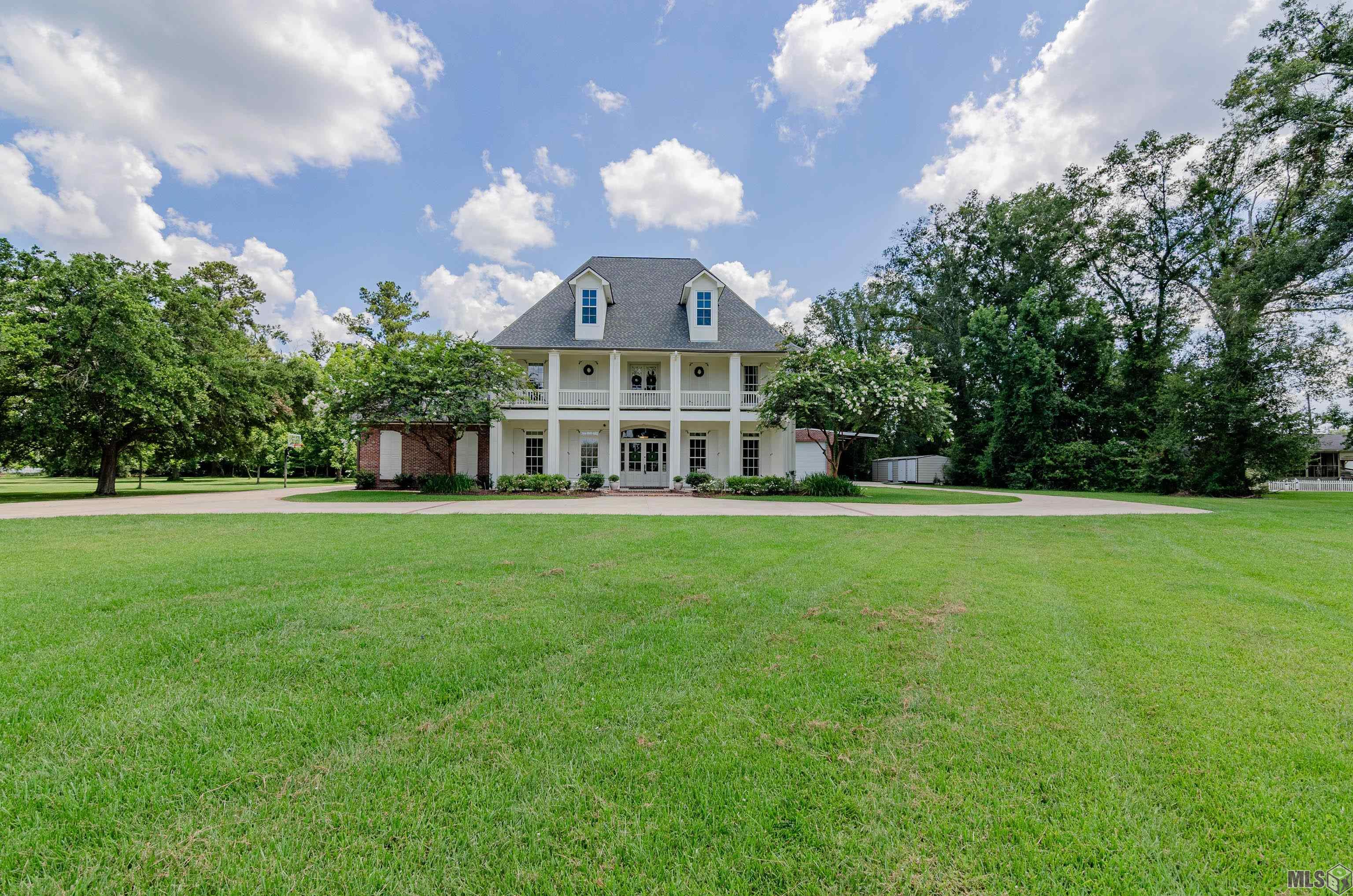 13427 Piney Pointe Road Gonzales, LA 70737 - Photo 1 of 36