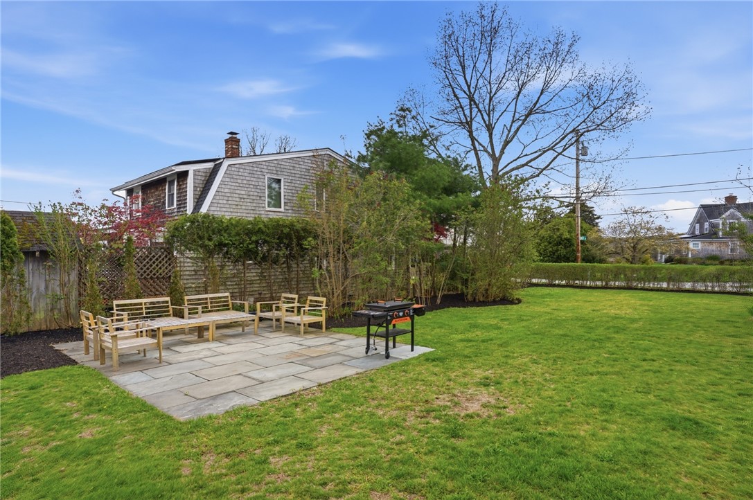 8 Emery Road Warren, RI 02885 - Photo 22 of 24