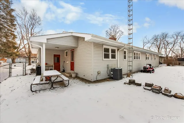 $258,000 | 125 West Carol Avenue, Cortland, IL 60112